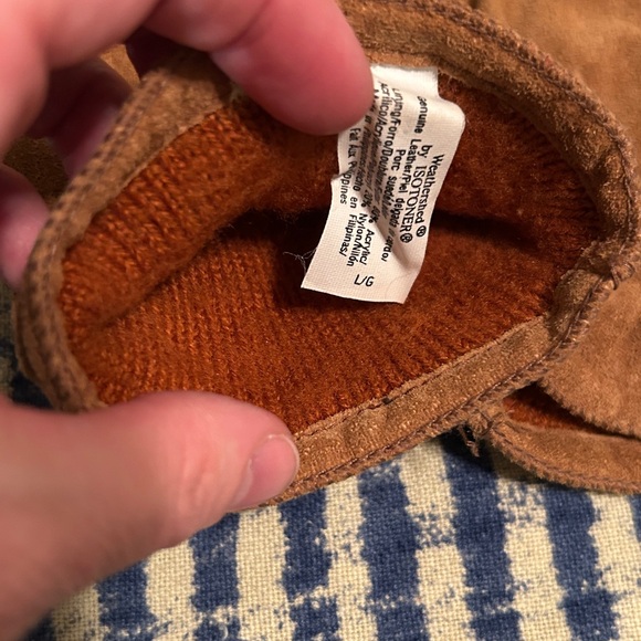 Vintage Brown Suede Isotoner Gloves - Picture 3 of 9
